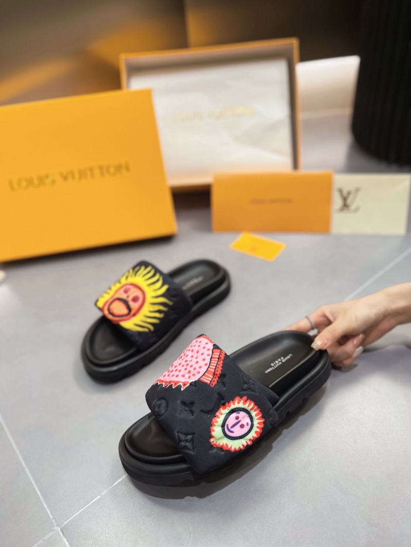 Louis Vuitton Slippers